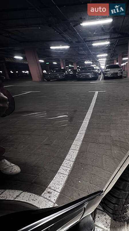 Внедорожник / Кроссовер Toyota Land Cruiser 2012 в Киеве