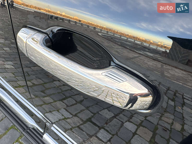 Внедорожник / Кроссовер Toyota Land Cruiser 2018 в Киеве