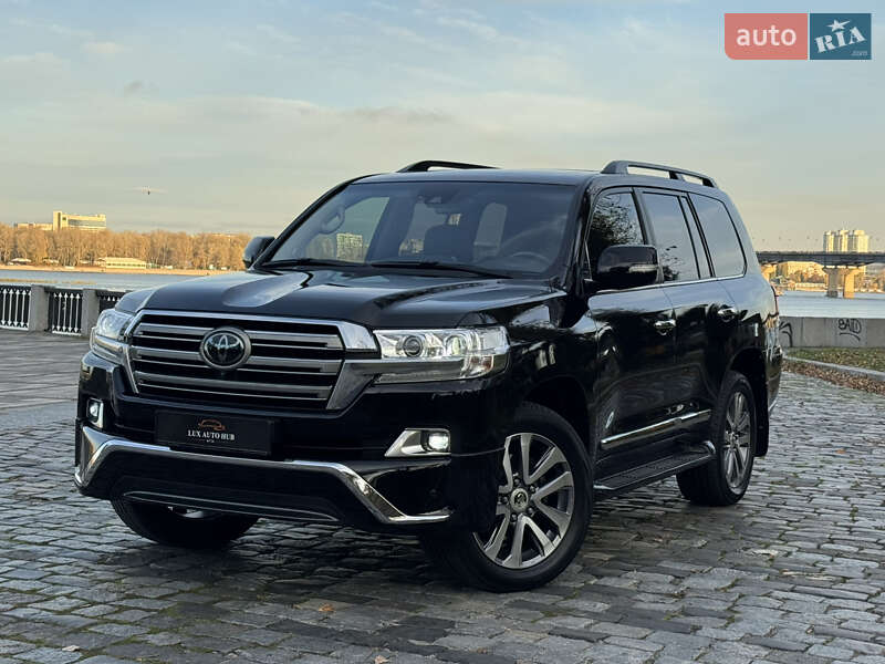Внедорожник / Кроссовер Toyota Land Cruiser 2018 в Киеве