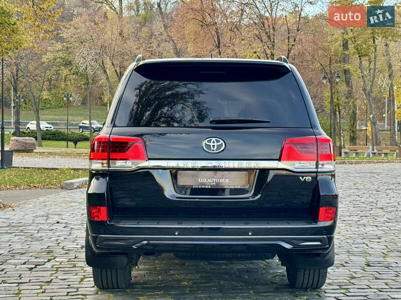 Внедорожник / Кроссовер Toyota Land Cruiser 2018 в Киеве