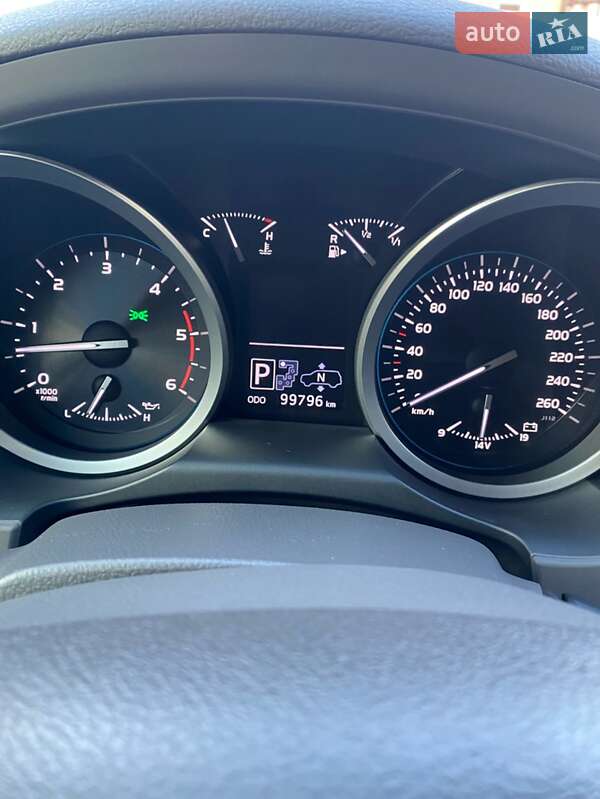 Внедорожник / Кроссовер Toyota Land Cruiser 2012 в Харькове