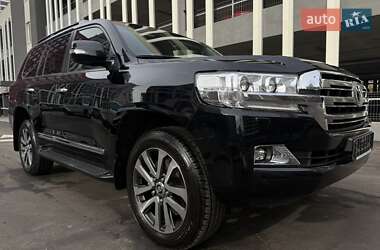 Позашляховик / Кросовер Toyota Land Cruiser 2020 в Києві