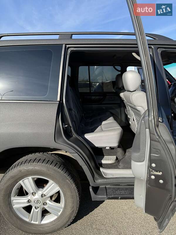 Позашляховик / Кросовер Toyota Land Cruiser 1999 в Києві фото 10 Позашляховик / Кросовер Toyota Land Cruiser 1999 в Києві