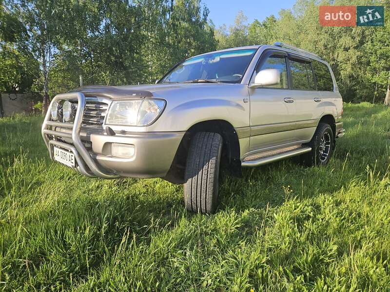Внедорожник / Кроссовер Toyota Land Cruiser 2004 в Киеве фото 11 Внедорожник / Кроссовер Toyota Land Cruiser 2004 в Киеве