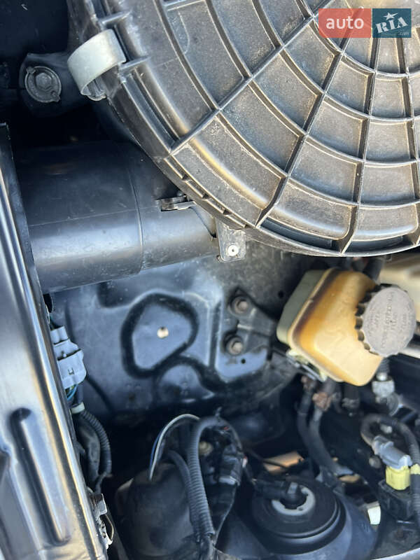 Внедорожник / Кроссовер Toyota Land Cruiser 2006 в Днепре