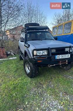 Внедорожник / Кроссовер Toyota Land Cruiser 1992 в Рахове