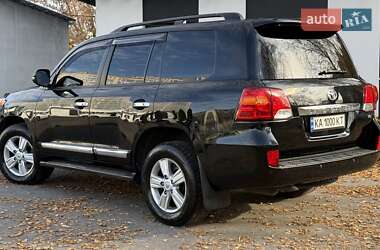 Внедорожник / Кроссовер Toyota Land Cruiser 2012 в Киеве