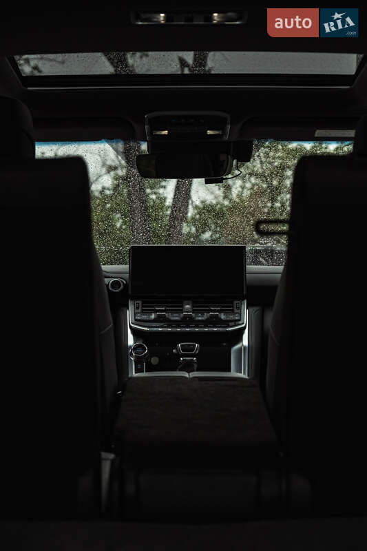 Внедорожник / Кроссовер Toyota Land Cruiser 2021 в Ровно фото 15 Внедорожник / Кроссовер Toyota Land Cruiser 2021 в Ровно