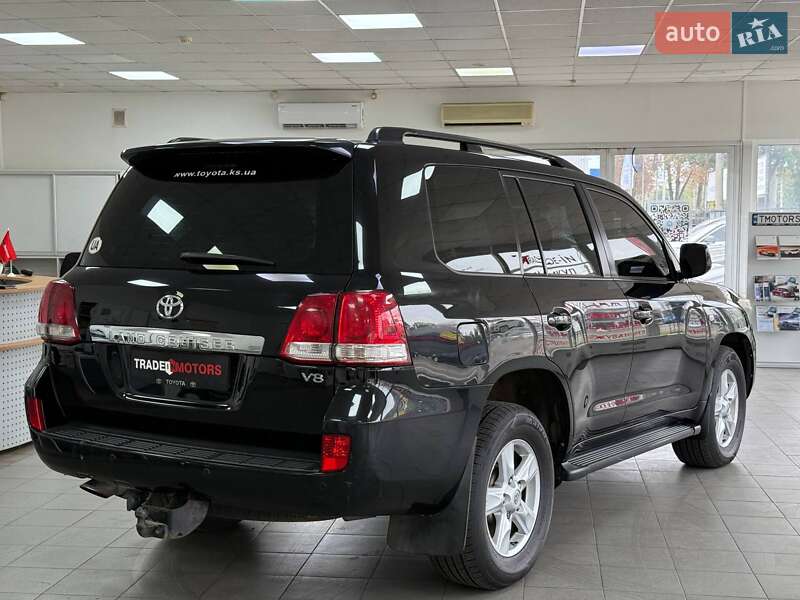 Внедорожник / Кроссовер Toyota Land Cruiser 2008 в Киеве фото 8 Внедорожник / Кроссовер Toyota Land Cruiser 2008 в Киеве