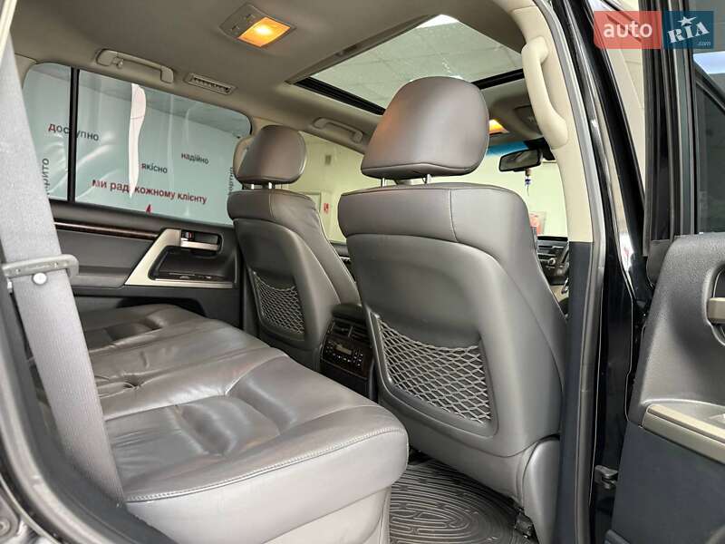 Внедорожник / Кроссовер Toyota Land Cruiser 2008 в Киеве фото 34 Внедорожник / Кроссовер Toyota Land Cruiser 2008 в Киеве