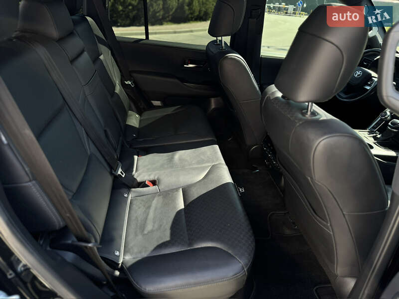 Позашляховик / Кросовер Toyota Land Cruiser 2021 в Києві фото 10 Позашляховик / Кросовер Toyota Land Cruiser 2021 в Києві