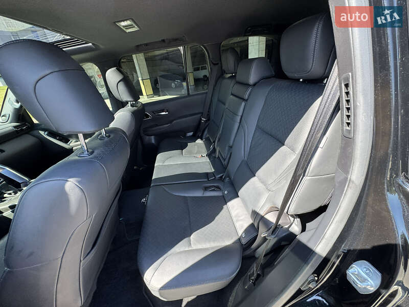 Позашляховик / Кросовер Toyota Land Cruiser 2021 в Києві фото 14 Позашляховик / Кросовер Toyota Land Cruiser 2021 в Києві