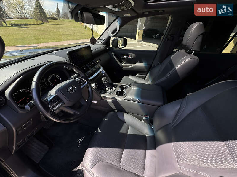 Позашляховик / Кросовер Toyota Land Cruiser 2021 в Києві фото 29 Позашляховик / Кросовер Toyota Land Cruiser 2021 в Києві