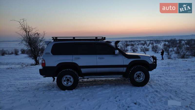 Внедорожник / Кроссовер Toyota Land Cruiser 1999 в Одессе