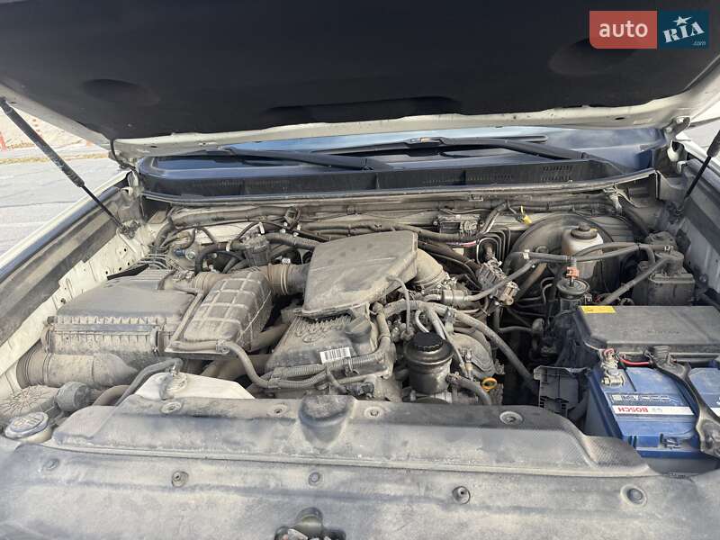 Внедорожник / Кроссовер Toyota Land Cruiser 2010 в Киеве фото 2 Внедорожник / Кроссовер Toyota Land Cruiser 2010 в Киеве