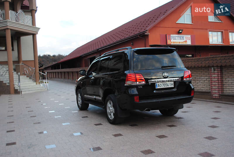 Позашляховик / Кросовер Toyota Land Cruiser 2007 в Тячеві фото 16 Позашляховик / Кросовер Toyota Land Cruiser 2007 в Тячеві