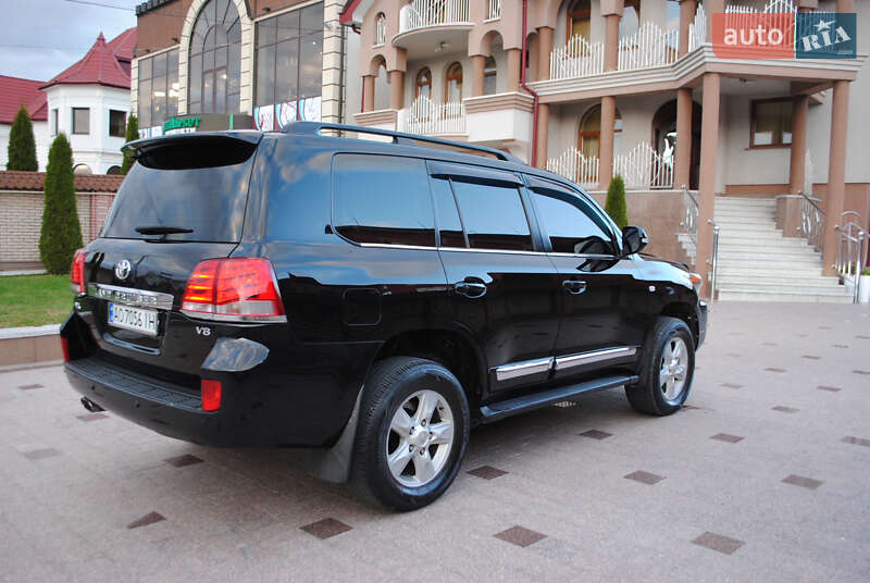 Позашляховик / Кросовер Toyota Land Cruiser 2007 в Тячеві фото 21 Позашляховик / Кросовер Toyota Land Cruiser 2007 в Тячеві