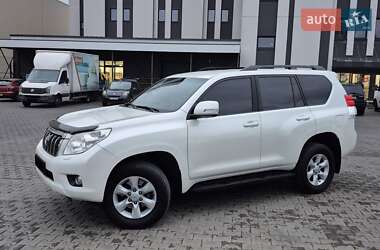 Позашляховик / Кросовер Toyota Land Cruiser 2013 в Києві