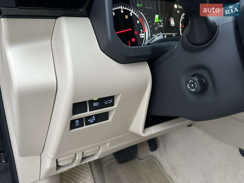Внедорожник / Кроссовер Toyota Land Cruiser 2021 в Киеве фото 10 Внедорожник / Кроссовер Toyota Land Cruiser 2021 в Киеве