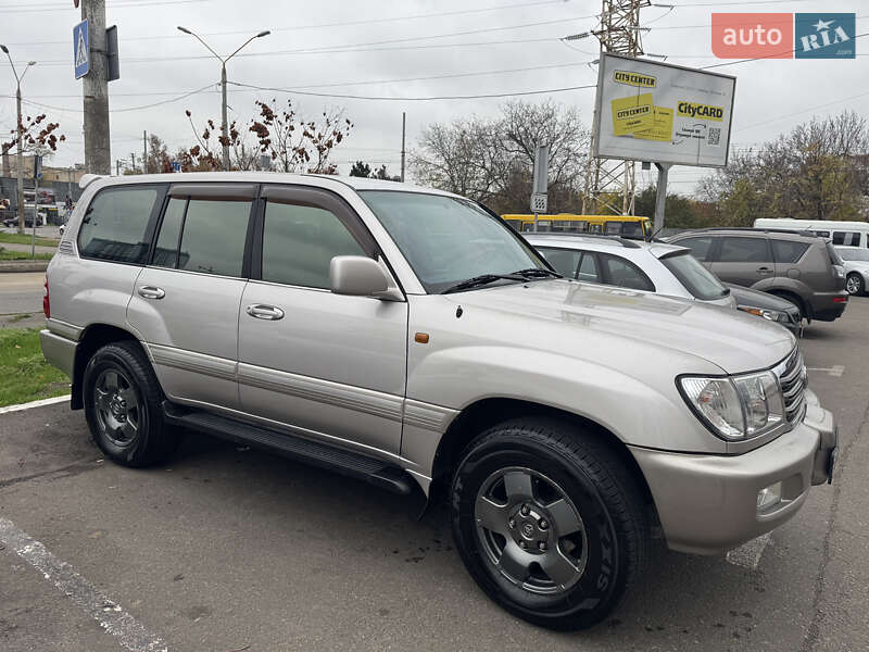 Toyota Land Cruiser 2005