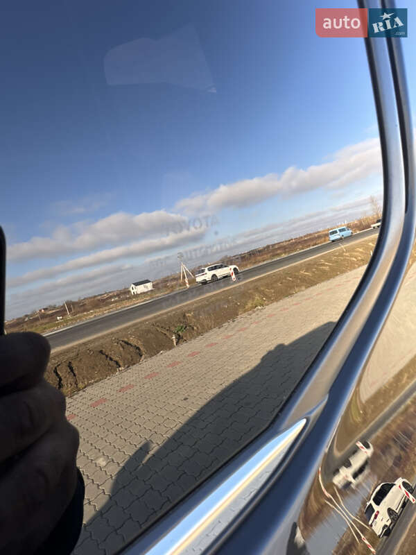 Внедорожник / Кроссовер Toyota Land Cruiser 2019 в Львове фото 25 Внедорожник / Кроссовер Toyota Land Cruiser 2019 в Львове