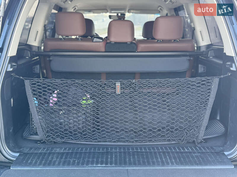 Внедорожник / Кроссовер Toyota Land Cruiser 2019 в Львове фото 53 Внедорожник / Кроссовер Toyota Land Cruiser 2019 в Львове
