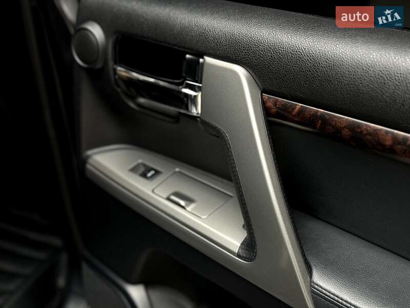 Внедорожник / Кроссовер Toyota Land Cruiser 2012 в Калуше