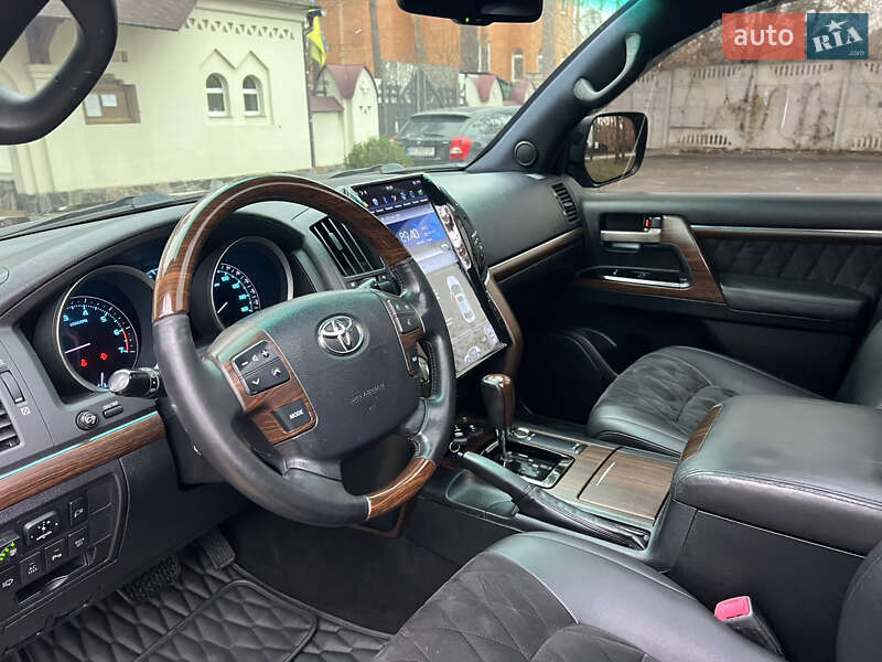 Внедорожник / Кроссовер Toyota Land Cruiser 2008 в Киеве