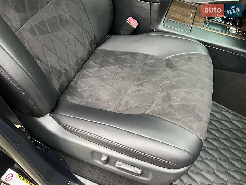 Внедорожник / Кроссовер Toyota Land Cruiser 2008 в Киеве