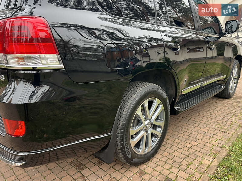 Внедорожник / Кроссовер Toyota Land Cruiser 2008 в Киеве