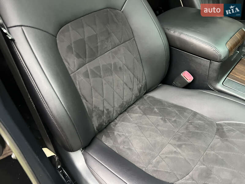 Внедорожник / Кроссовер Toyota Land Cruiser 2008 в Киеве