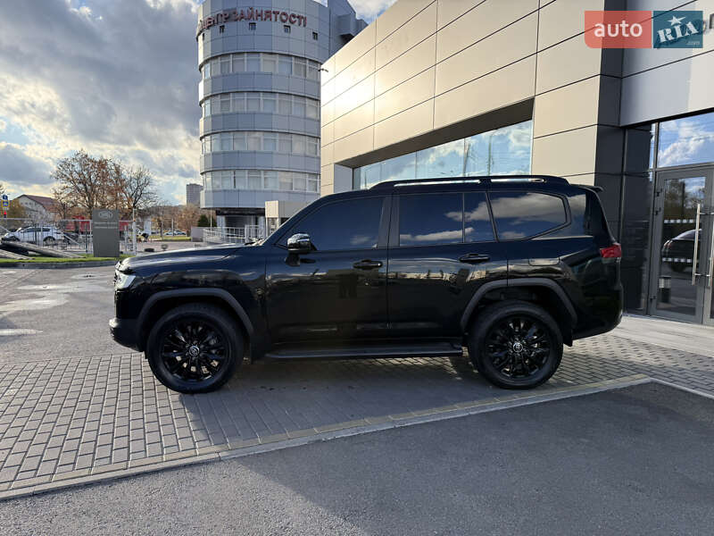 Внедорожник / Кроссовер Toyota Land Cruiser 2022 в Харькове