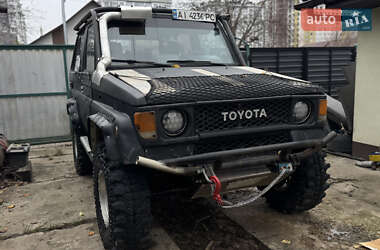 Внедорожник / Кроссовер Toyota Land Cruiser 1986 в Киеве
