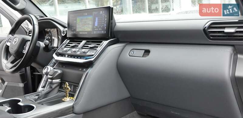 Позашляховик / Кросовер Toyota Land Cruiser 2023 в Одесі фото 26 Позашляховик / Кросовер Toyota Land Cruiser 2023 в Одесі