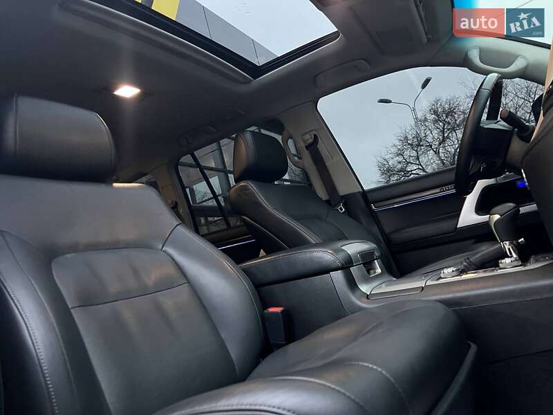 Внедорожник / Кроссовер Toyota Land Cruiser 2016 в Ивано-Франковске