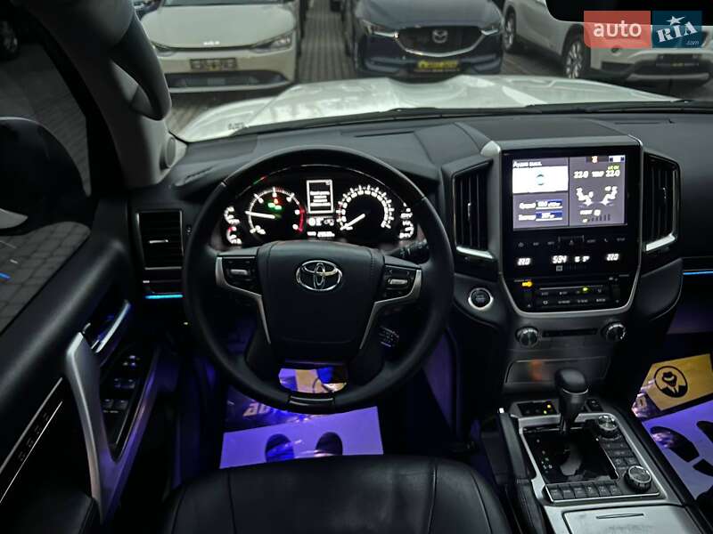 Внедорожник / Кроссовер Toyota Land Cruiser 2016 в Ивано-Франковске