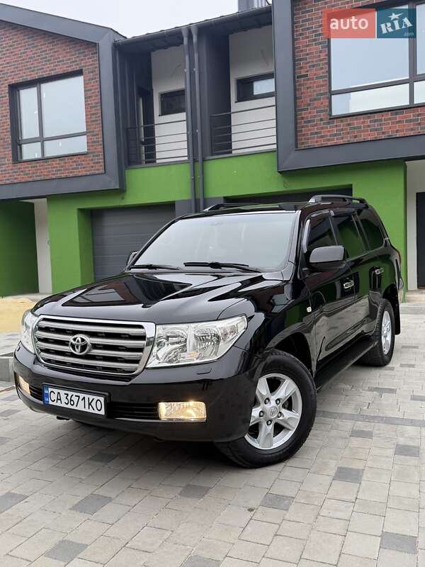 Внедорожник / Кроссовер Toyota Land Cruiser 2008 в Тернополе