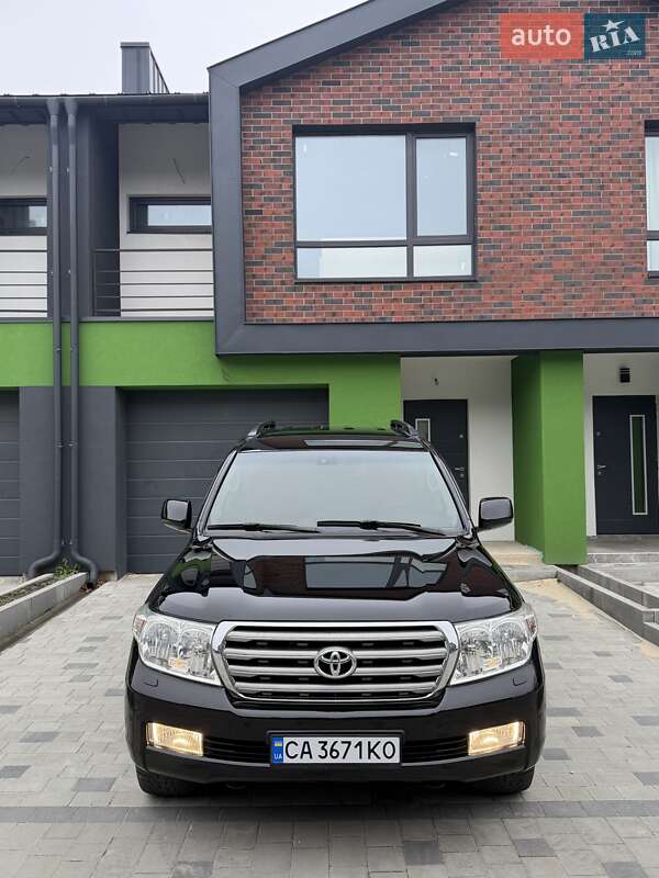 Внедорожник / Кроссовер Toyota Land Cruiser 2008 в Тернополе