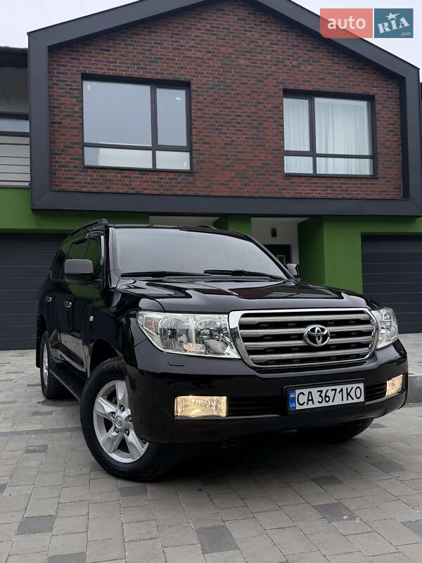 Внедорожник / Кроссовер Toyota Land Cruiser 2008 в Тернополе
