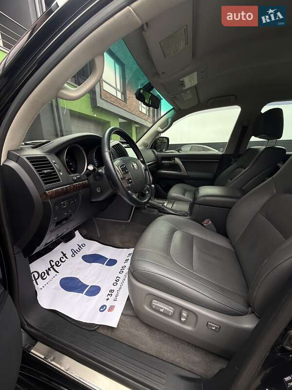 Внедорожник / Кроссовер Toyota Land Cruiser 2008 в Тернополе