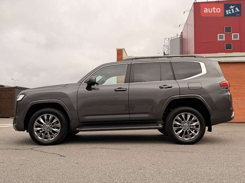 Внедорожник / Кроссовер Toyota Land Cruiser 2023 в Киеве