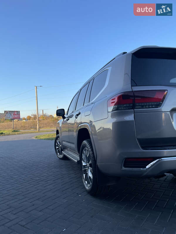 Внедорожник / Кроссовер Toyota Land Cruiser 2023 в Кропивницком