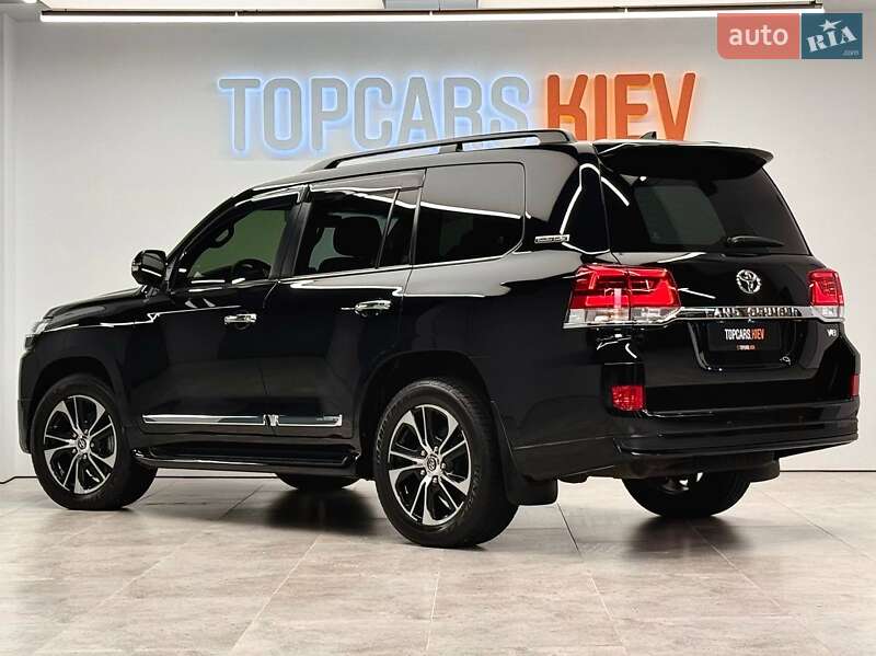 Внедорожник / Кроссовер Toyota Land Cruiser 2020 в Киеве