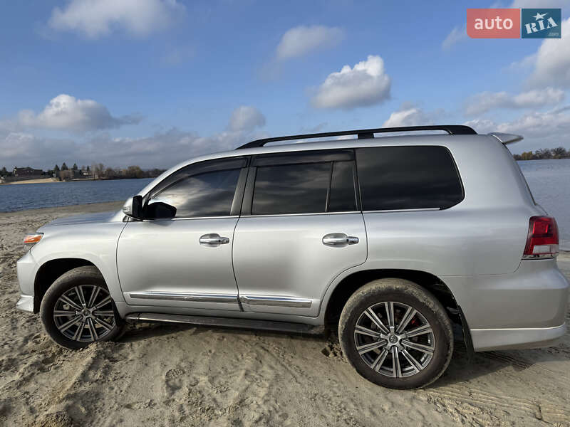 Внедорожник / Кроссовер Toyota Land Cruiser 2012 в Харькове