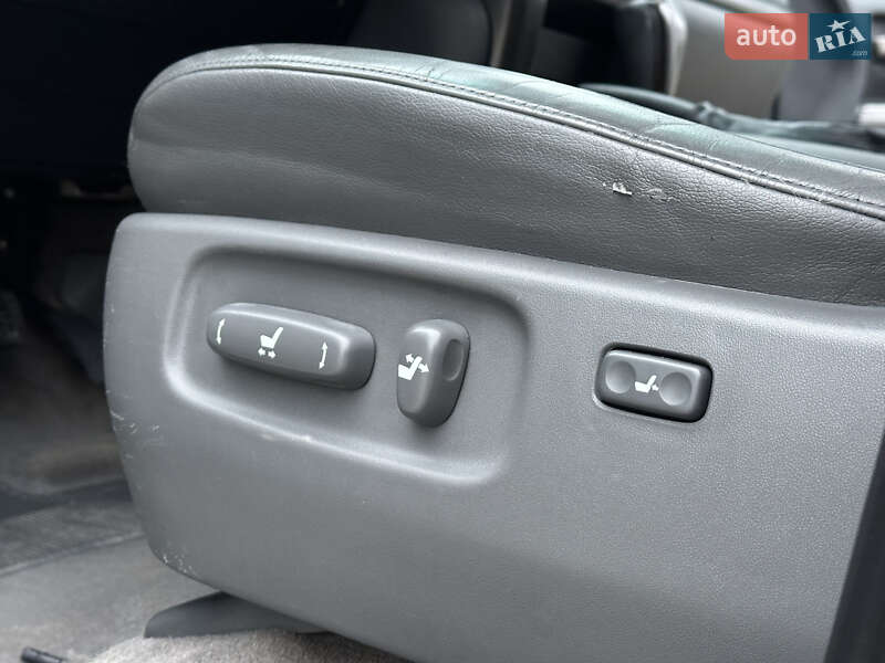 Внедорожник / Кроссовер Toyota Land Cruiser 2010 в Одессе фото 61 Внедорожник / Кроссовер Toyota Land Cruiser 2010 в Одессе