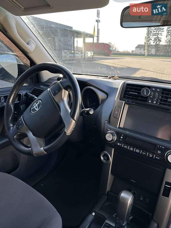 Внедорожник / Кроссовер Toyota Land Cruiser 2012 в Коломые фото 20 Внедорожник / Кроссовер Toyota Land Cruiser 2012 в Коломые