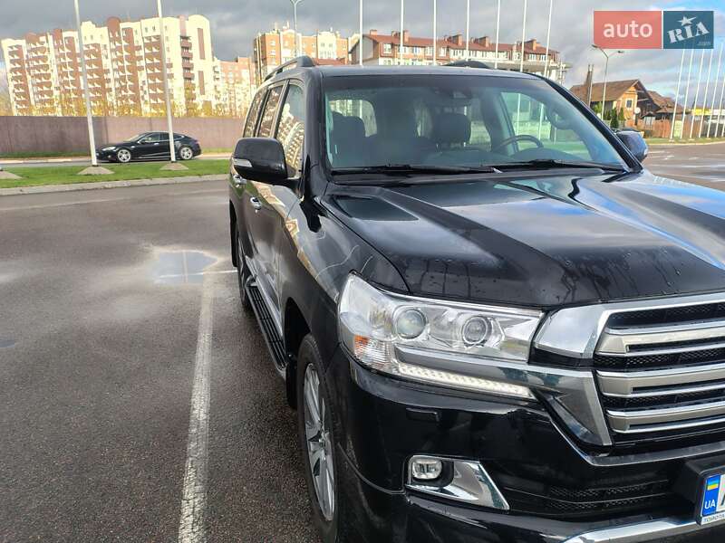 Внедорожник / Кроссовер Toyota Land Cruiser 2018 в Киеве фото 8 Внедорожник / Кроссовер Toyota Land Cruiser 2018 в Киеве