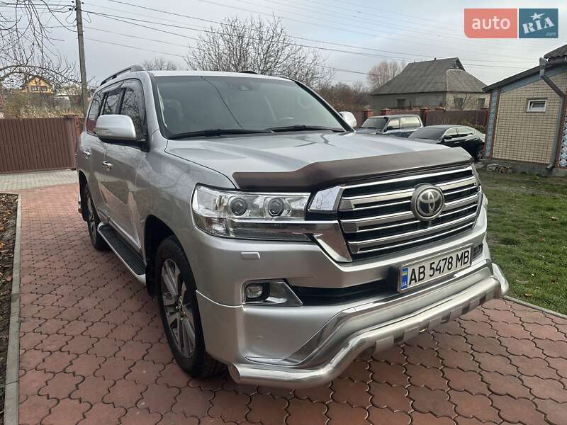 Внедорожник / Кроссовер Toyota Land Cruiser 2017 в Виннице фото 4 Внедорожник / Кроссовер Toyota Land Cruiser 2017 в Виннице