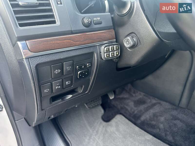 Внедорожник / Кроссовер Toyota Land Cruiser 2017 в Виннице фото 18 Внедорожник / Кроссовер Toyota Land Cruiser 2017 в Виннице