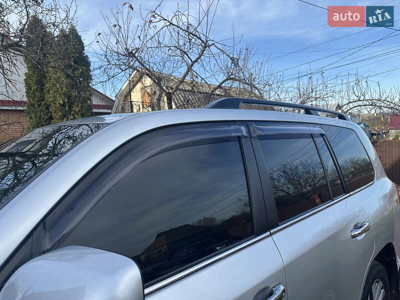 Внедорожник / Кроссовер Toyota Land Cruiser 2017 в Виннице фото 19 Внедорожник / Кроссовер Toyota Land Cruiser 2017 в Виннице